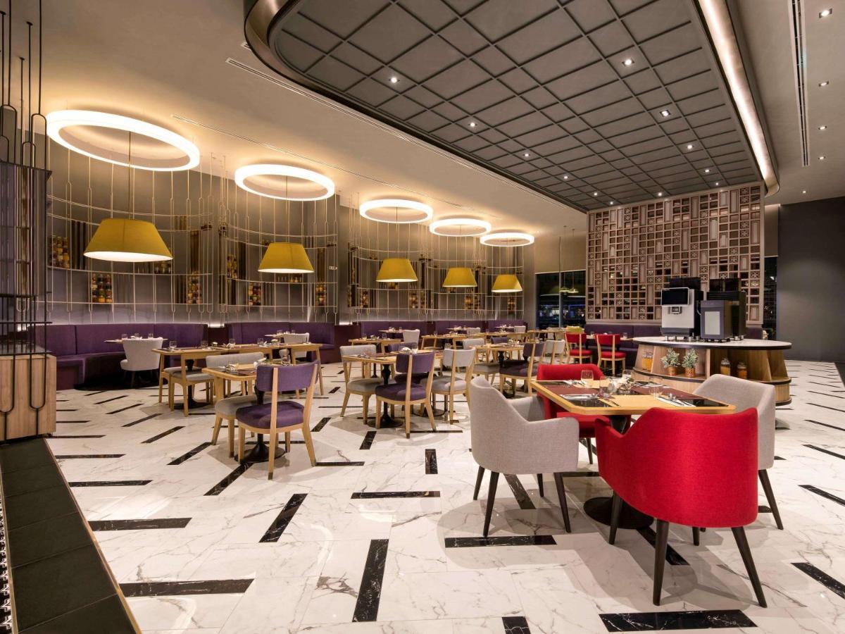 Mercure Bangkok Sukhumvit 24 Exterior foto